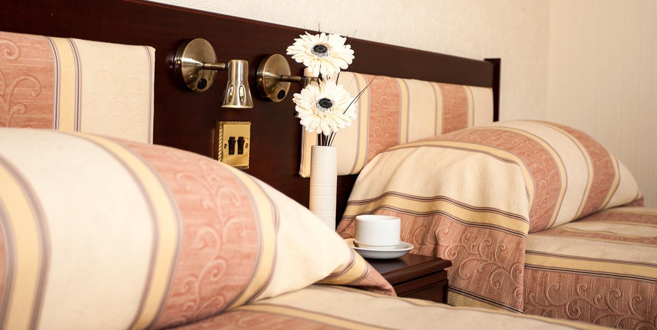 The Cnoc Hotel Struy Dış mekan fotoğraf